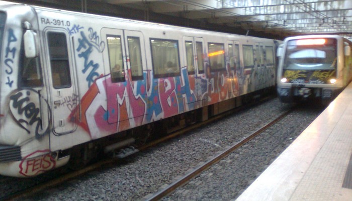 2015: nuovi treni "graffitati" sulla linea B