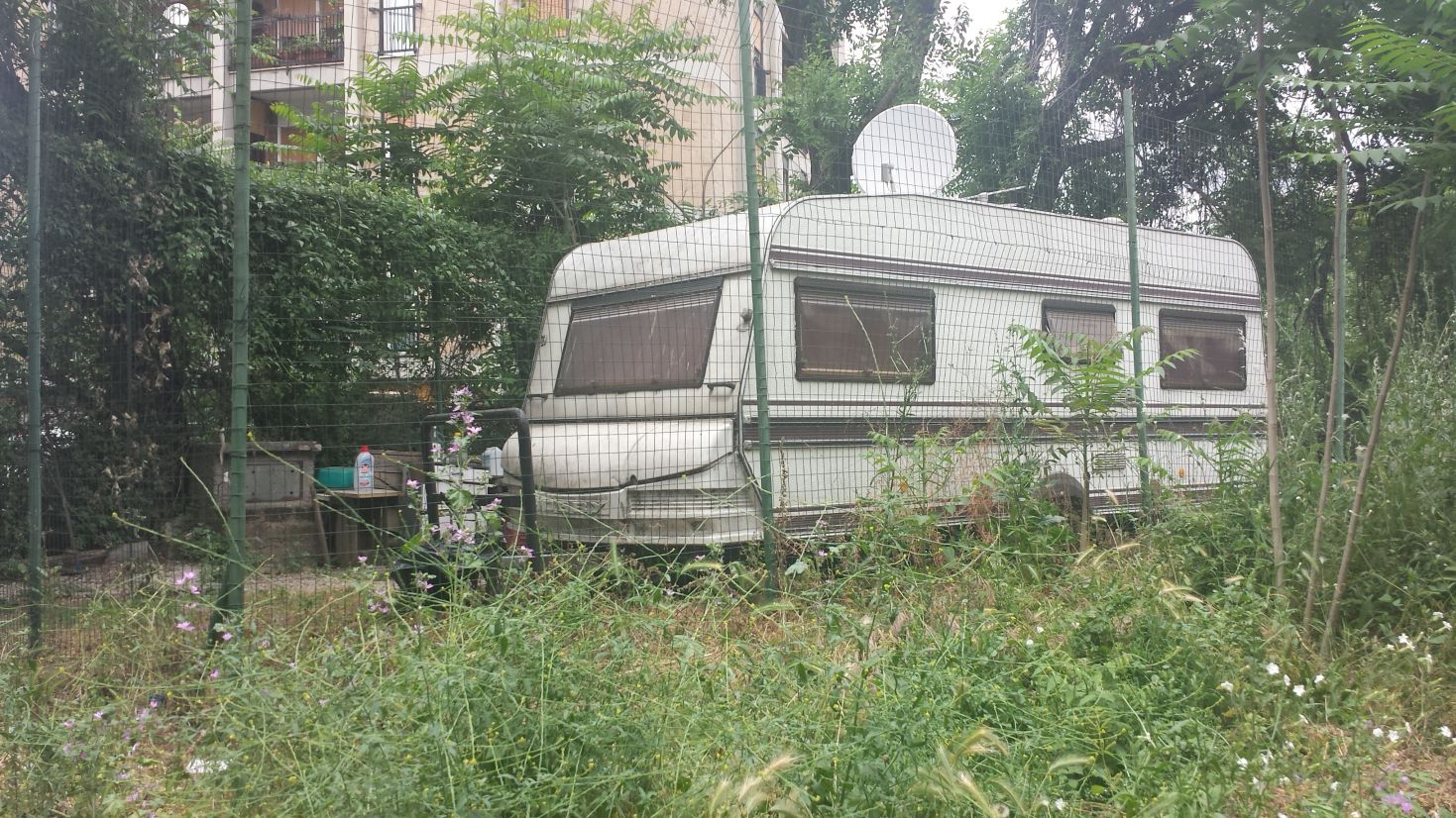Baraccopoli viale etiopia Roma 5