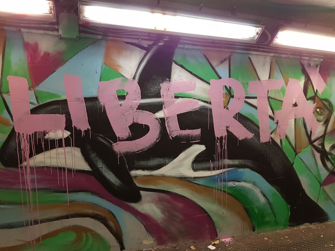 Graffiti staz nomentana6