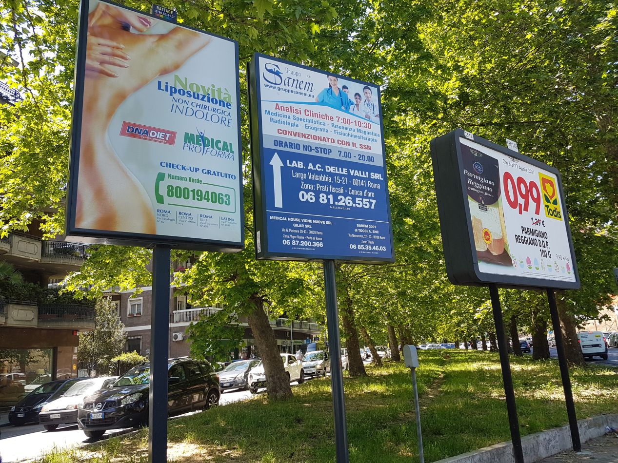 cartelloni pubblicitari