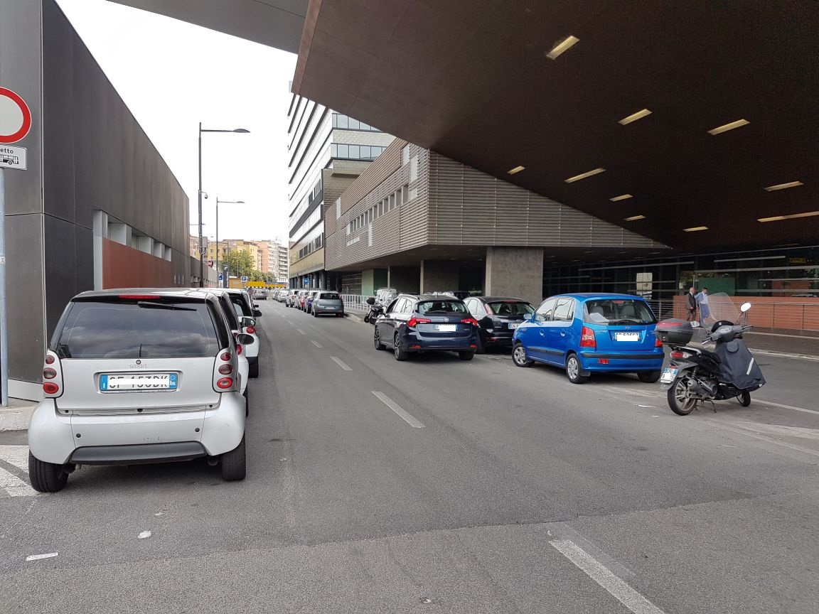 Sosta selvaggia staz tiburtina